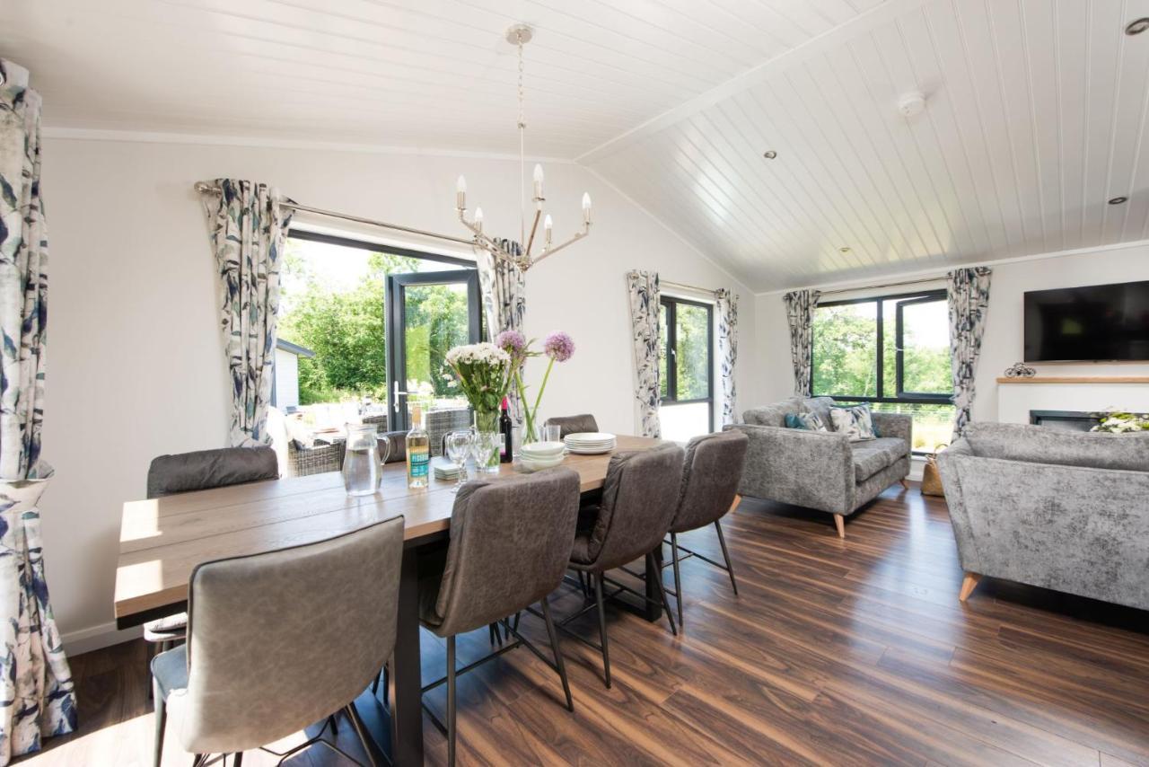 Lilac Lodge, 22 Roadford Lake Lodges Lifton Εξωτερικό φωτογραφία